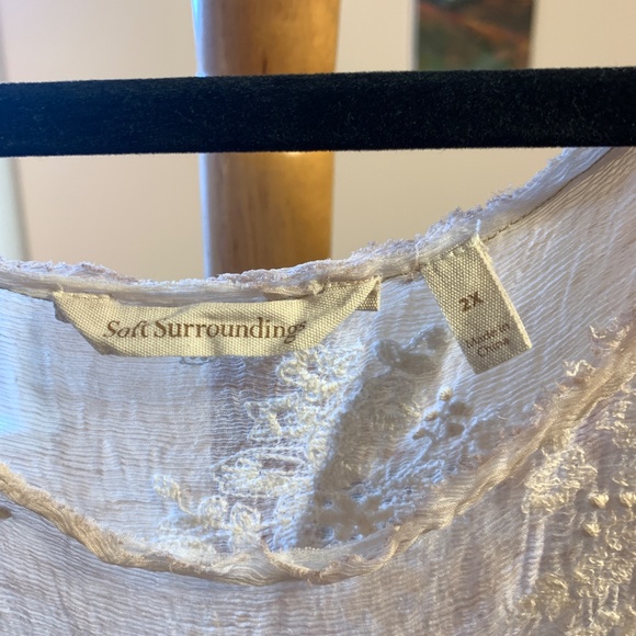 Delicate silk tunic - Picture 2 of 3